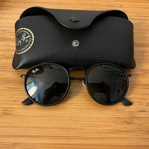 Ray-Ban RB3447 Round Metal sunglasses Black
